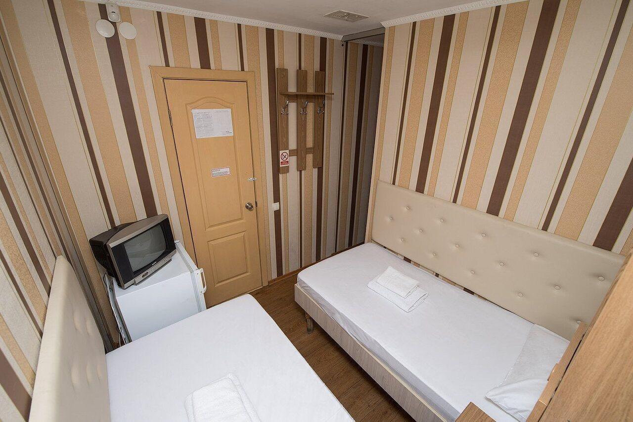 Tokyo Star Economy Hotel Одеса Екстериор снимка